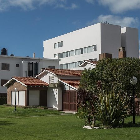 Vista Hotel Villa Gesell Exteriör bild